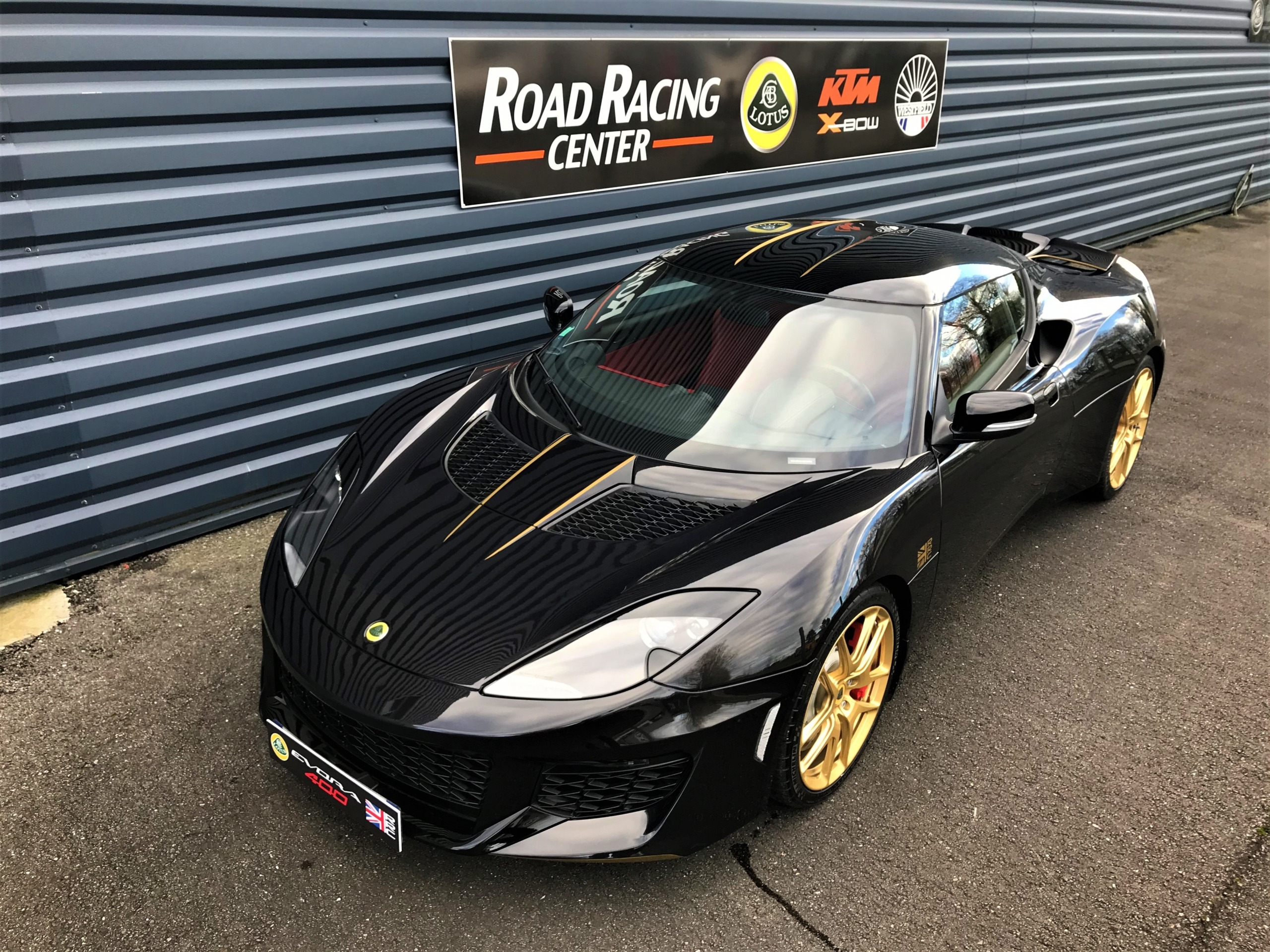 LOTUS-Evora-400-Metallic-Black