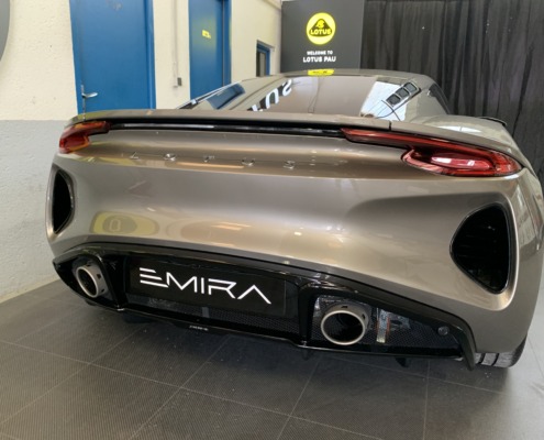 LOTUS Emira V6 First Edition Nimbus Grey 8